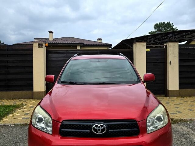 Червоний Тойота РАВ 4, об'ємом двигуна 2 л та пробігом 200 тис. км за 7500 $, фото 9 на Automoto.ua