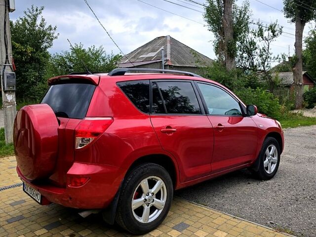 Червоний Тойота РАВ 4, об'ємом двигуна 2 л та пробігом 200 тис. км за 7500 $, фото 7 на Automoto.ua