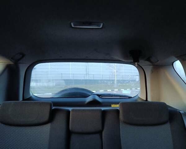 Красный Тойота РАВ 4, объемом двигателя 2.2 л и пробегом 326 тыс. км за 9500 $, фото 35 на Automoto.ua