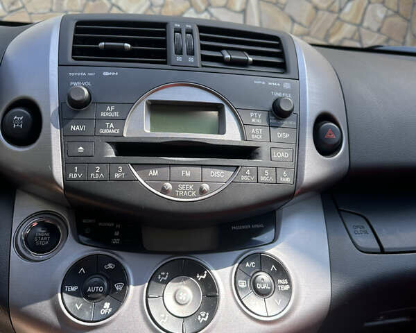 Красный Тойота РАВ 4, объемом двигателя 2 л и пробегом 98 тыс. км за 10700 $, фото 11 на Automoto.ua