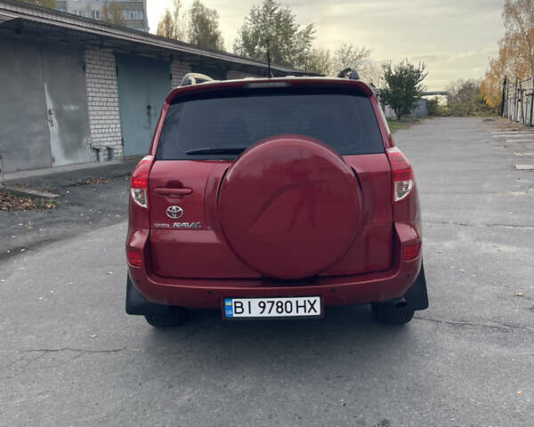 Червоний Тойота РАВ 4, об'ємом двигуна 2 л та пробігом 195 тис. км за 8999 $, фото 4 на Automoto.ua