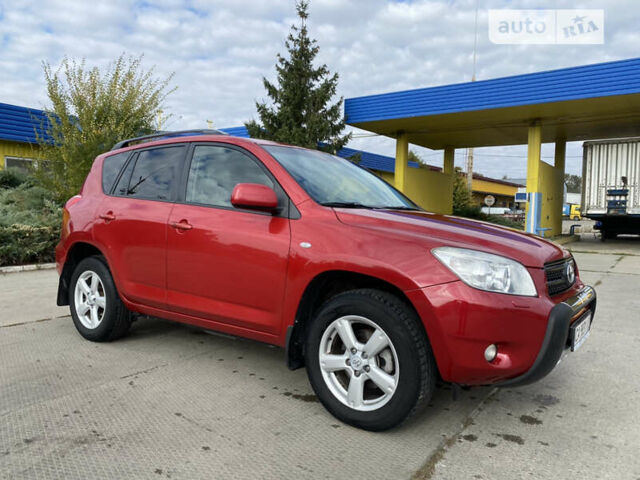 Красный Тойота РАВ 4, объемом двигателя 2 л и пробегом 244 тыс. км за 9500 $, фото 11 на Automoto.ua