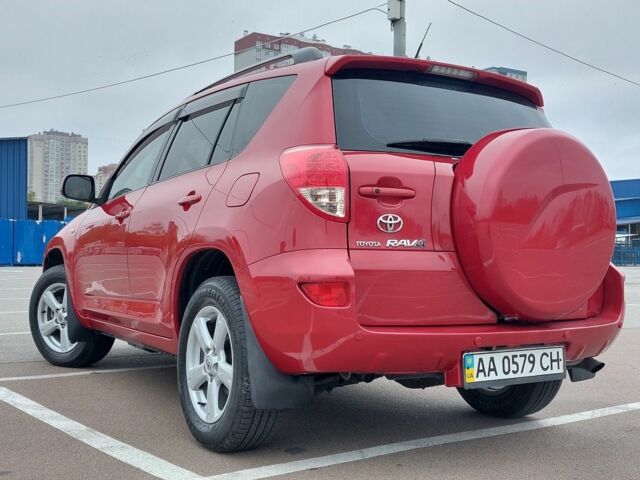 Тойота РАВ 4 2007 в Киеве на Automoto.ua Красный Тойота РАВ 4, объемом двигателя 2 л и пробегом 213 тыс. км за 9600 $, фото 2 на Automoto.ua