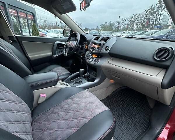 Красный Тойота РАВ 4, объемом двигателя 2.4 л и пробегом 336 тыс. км за 10300 $, фото 20 на Automoto.ua