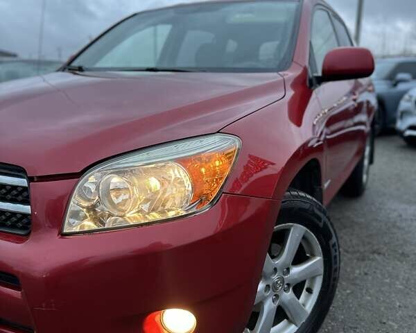 Красный Тойота РАВ 4, объемом двигателя 2.4 л и пробегом 336 тыс. км за 10300 $, фото 2 на Automoto.ua