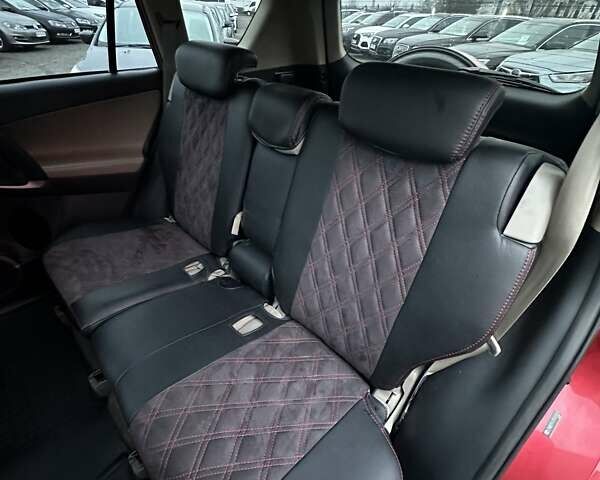 Красный Тойота РАВ 4, объемом двигателя 2.4 л и пробегом 336 тыс. км за 10300 $, фото 17 на Automoto.ua