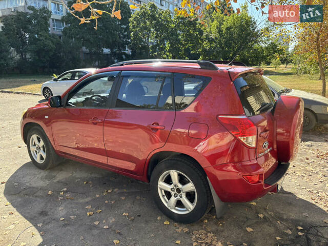 Красный Тойота РАВ 4, объемом двигателя 2 л и пробегом 168 тыс. км за 10500 $, фото 5 на Automoto.ua