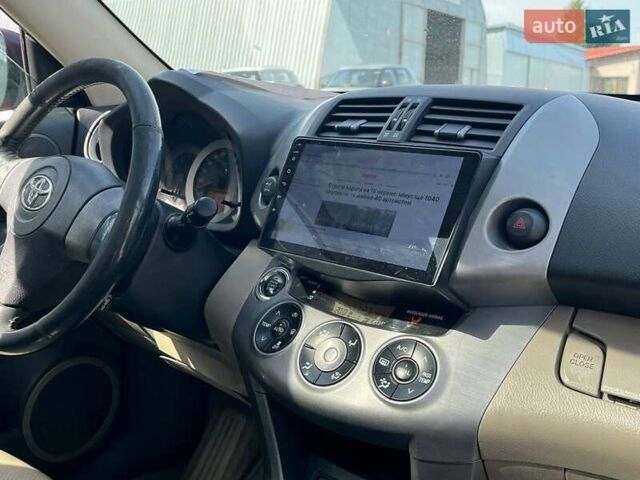 Красный Тойота РАВ 4, объемом двигателя 2 л и пробегом 278 тыс. км за 8990 $, фото 15 на Automoto.ua