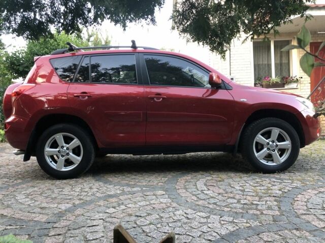 Красный Тойота РАВ 4, объемом двигателя 2 л и пробегом 232 тыс. км за 8999 $, фото 9 на Automoto.ua