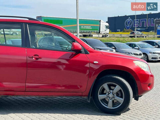 Красный Тойота РАВ 4, объемом двигателя 2 л и пробегом 278 тыс. км за 8990 $, фото 11 на Automoto.ua