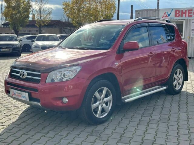 Красный Тойота РАВ 4, объемом двигателя 2 л и пробегом 229 тыс. км за 11400 $, фото 2 на Automoto.ua