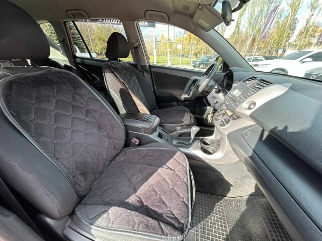 Красный Тойота РАВ 4, объемом двигателя 2 л и пробегом 229 тыс. км за 11400 $, фото 18 на Automoto.ua