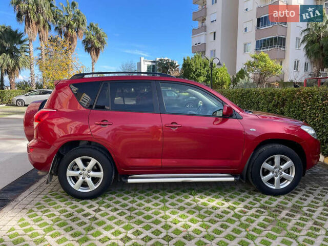 Красный Тойота РАВ 4, объемом двигателя 2 л и пробегом 190 тыс. км за 10000 $, фото 8 на Automoto.ua