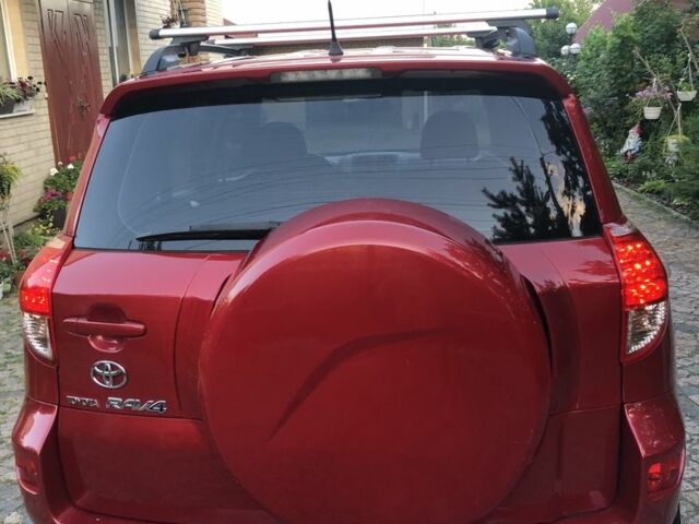 Красный Тойота РАВ 4, объемом двигателя 2 л и пробегом 232 тыс. км за 8999 $, фото 6 на Automoto.ua