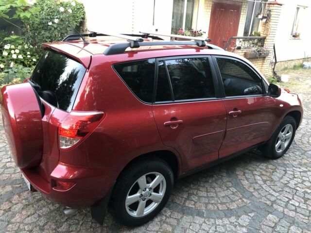 Красный Тойота РАВ 4, объемом двигателя 2 л и пробегом 232 тыс. км за 8999 $, фото 7 на Automoto.ua