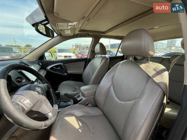 Красный Тойота РАВ 4, объемом двигателя 2 л и пробегом 278 тыс. км за 8990 $, фото 37 на Automoto.ua