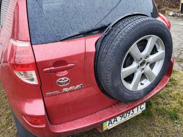 Красный Тойота РАВ 4, объемом двигателя 2 л и пробегом 337 тыс. км за 8500 $, фото 7 на Automoto.ua