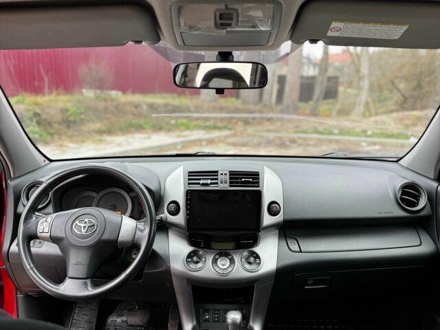 Красный Тойота РАВ 4, объемом двигателя 2 л и пробегом 131 тыс. км за 12999 $, фото 15 на Automoto.ua