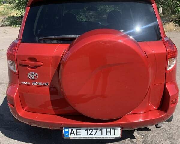 Красный Тойота РАВ 4, объемом двигателя 2 л и пробегом 229 тыс. км за 11200 $, фото 3 на Automoto.ua