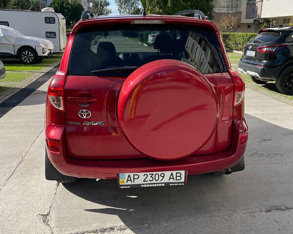 Красный Тойота РАВ 4, объемом двигателя 2 л и пробегом 190 тыс. км за 10000 $, фото 6 на Automoto.ua