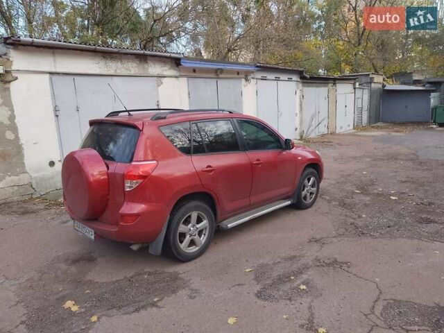 Тойота РАВ 4 2008 в Киеве на Automoto.ua Красный Тойота РАВ 4, объемом двигателя 2 л и пробегом 166 тыс. км за 9700 $, фото 10 на Automoto.ua