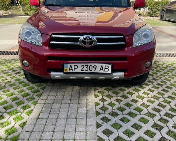 Красный Тойота РАВ 4, объемом двигателя 2 л и пробегом 190 тыс. км за 10000 $, фото 3 на Automoto.ua