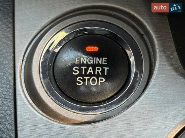 Красный Тойота РАВ 4, объемом двигателя 2 л и пробегом 174 тыс. км за 10999 $, фото 33 на Automoto.ua