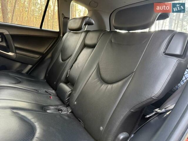 Красный Тойота РАВ 4, объемом двигателя 2 л и пробегом 174 тыс. км за 10999 $, фото 18 на Automoto.ua