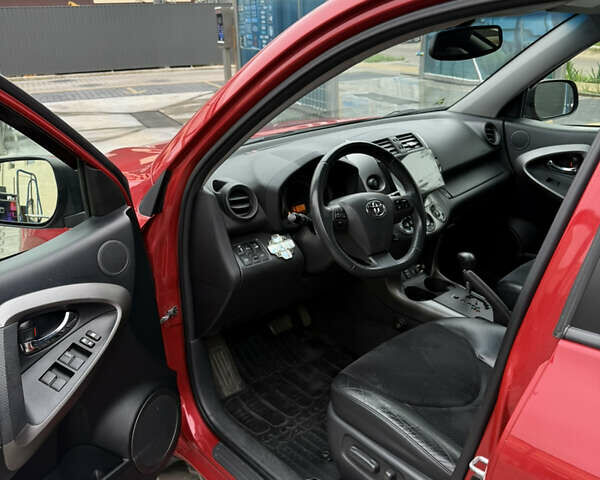 Красный Тойота РАВ 4, объемом двигателя 1.99 л и пробегом 187 тыс. км за 11400 $, фото 10 на Automoto.ua