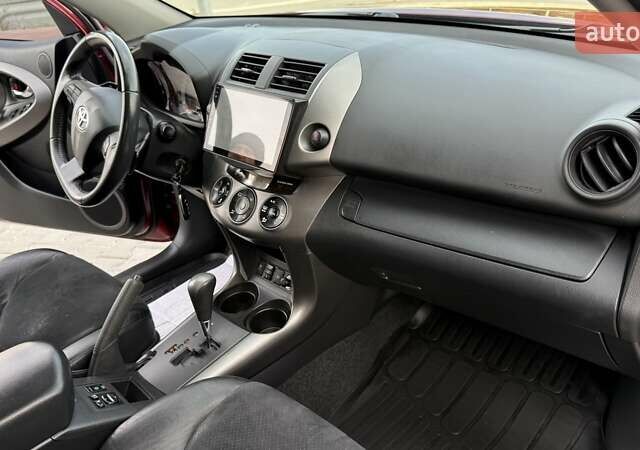 Красный Тойота РАВ 4, объемом двигателя 2 л и пробегом 137 тыс. км за 13699 $, фото 34 на Automoto.ua