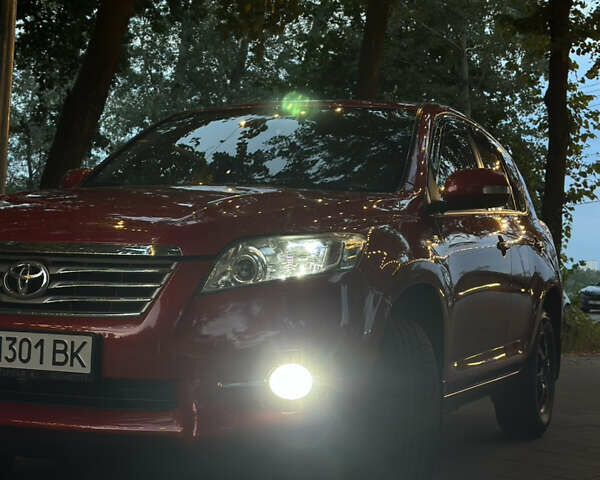 Красный Тойота РАВ 4, объемом двигателя 2.2 л и пробегом 212 тыс. км за 14999 $, фото 3 на Automoto.ua