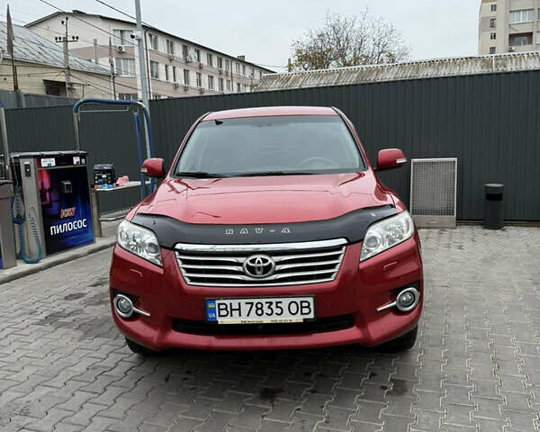 Красный Тойота РАВ 4, объемом двигателя 1.99 л и пробегом 187 тыс. км за 11400 $, фото 1 на Automoto.ua