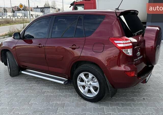 Красный Тойота РАВ 4, объемом двигателя 2 л и пробегом 137 тыс. км за 13699 $, фото 5 на Automoto.ua