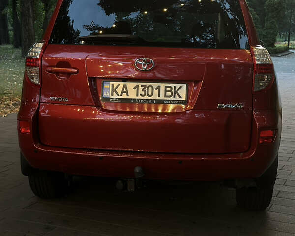 Красный Тойота РАВ 4, объемом двигателя 2.2 л и пробегом 212 тыс. км за 14999 $, фото 11 на Automoto.ua