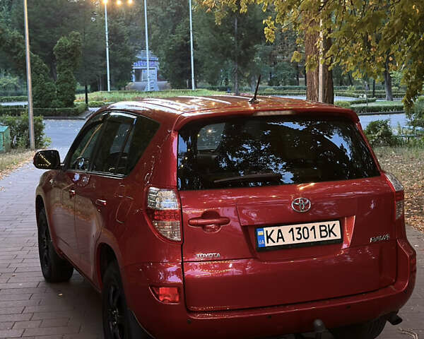 Красный Тойота РАВ 4, объемом двигателя 2.2 л и пробегом 212 тыс. км за 14999 $, фото 7 на Automoto.ua