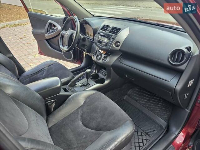 Красный Тойота РАВ 4, объемом двигателя 2 л и пробегом 133 тыс. км за 12300 $, фото 30 на Automoto.ua
