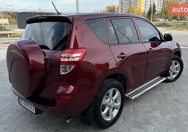 Красный Тойота РАВ 4, объемом двигателя 2 л и пробегом 137 тыс. км за 13699 $, фото 7 на Automoto.ua