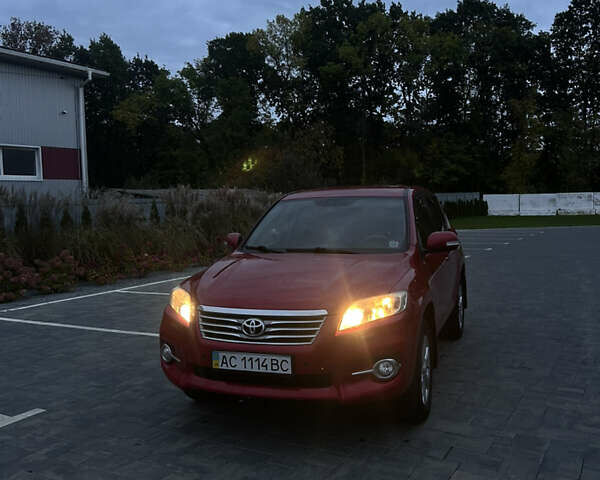 Червоний Тойота РАВ 4, об'ємом двигуна 1.99 л та пробігом 230 тис. км за 14000 $, фото 7 на Automoto.ua