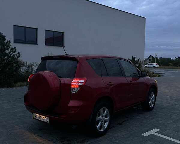 Червоний Тойота РАВ 4, об'ємом двигуна 1.99 л та пробігом 230 тис. км за 14000 $, фото 3 на Automoto.ua