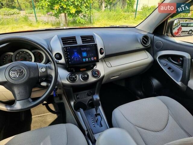 Красный Тойота РАВ 4, объемом двигателя 2.5 л и пробегом 180 тыс. км за 11499 $, фото 38 на Automoto.ua
