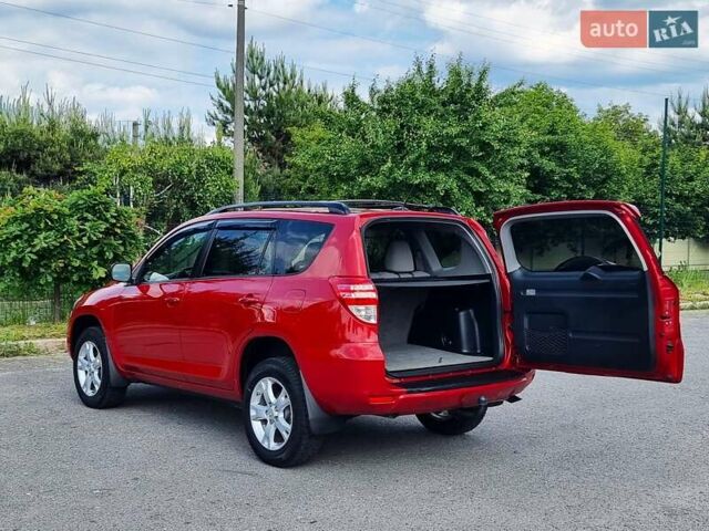Красный Тойота РАВ 4, объемом двигателя 2.5 л и пробегом 180 тыс. км за 11499 $, фото 69 на Automoto.ua