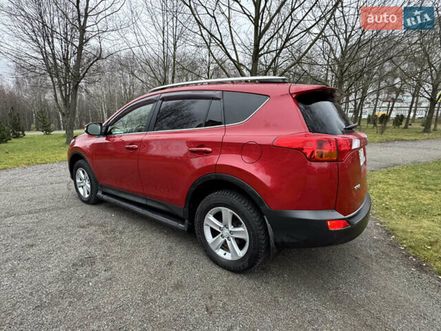 Червоний Тойота РАВ 4, об'ємом двигуна 2.49 л та пробігом 190 тис. км за 16499 $, фото 5 на Automoto.ua