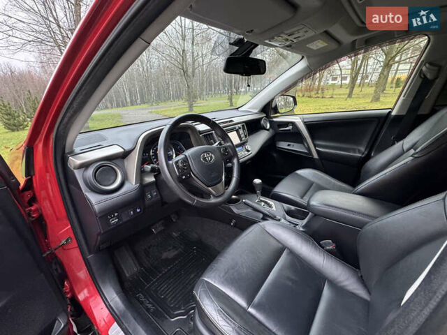 Червоний Тойота РАВ 4, об'ємом двигуна 2.49 л та пробігом 190 тис. км за 16499 $, фото 14 на Automoto.ua