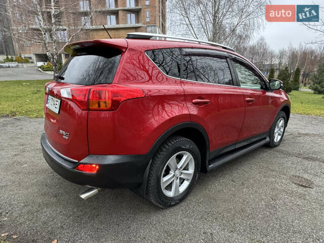 Червоний Тойота РАВ 4, об'ємом двигуна 2.49 л та пробігом 190 тис. км за 16499 $, фото 7 на Automoto.ua
