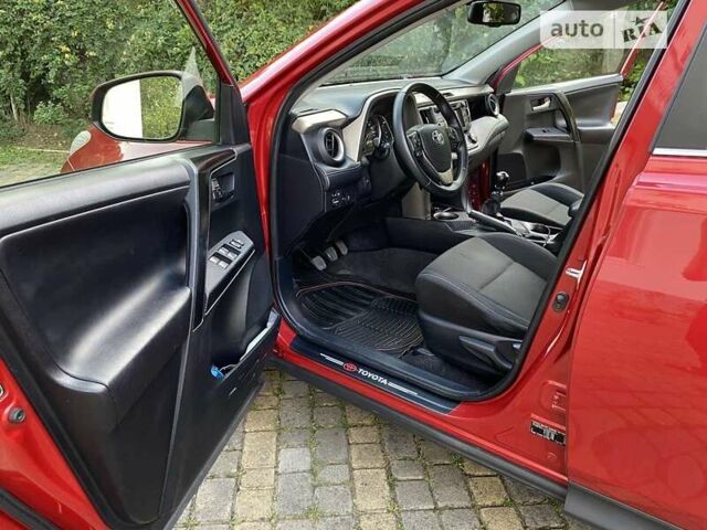 Красный Тойота РАВ 4, объемом двигателя 2 л и пробегом 238 тыс. км за 15400 $, фото 13 на Automoto.ua