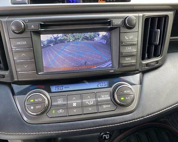 Красный Тойота РАВ 4, объемом двигателя 2 л и пробегом 238 тыс. км за 15400 $, фото 18 на Automoto.ua