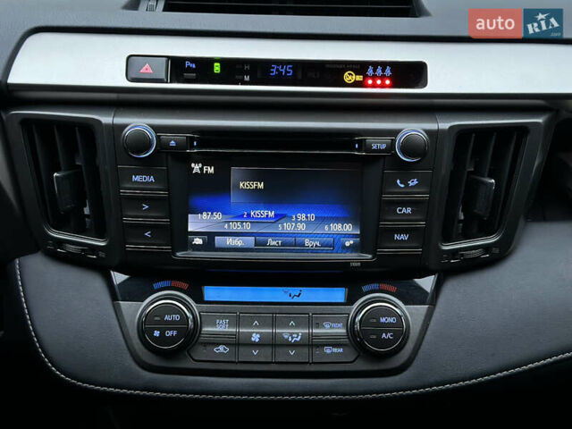 Червоний Тойота РАВ 4, об'ємом двигуна 2.23 л та пробігом 73 тис. км за 21900 $, фото 22 на Automoto.ua