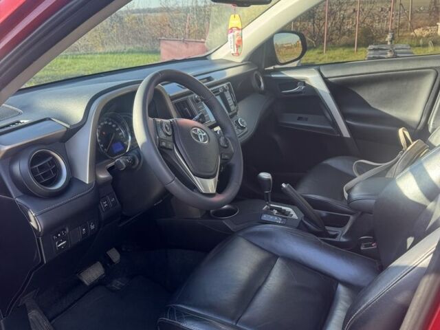 Красный Тойота РАВ 4, объемом двигателя 0 л и пробегом 137 тыс. км за 15700 $, фото 7 на Automoto.ua