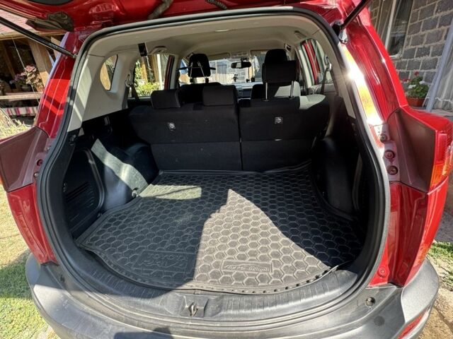 Красный Тойота РАВ 4, объемом двигателя 2 л и пробегом 228 тыс. км за 14000 $, фото 3 на Automoto.ua