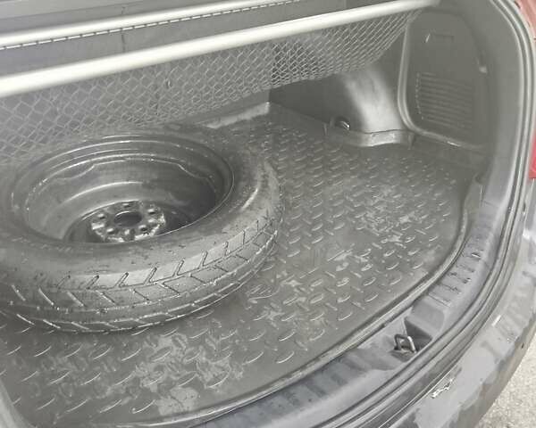 Красный Тойота РАВ 4, объемом двигателя 2.49 л и пробегом 172 тыс. км за 16490 $, фото 14 на Automoto.ua